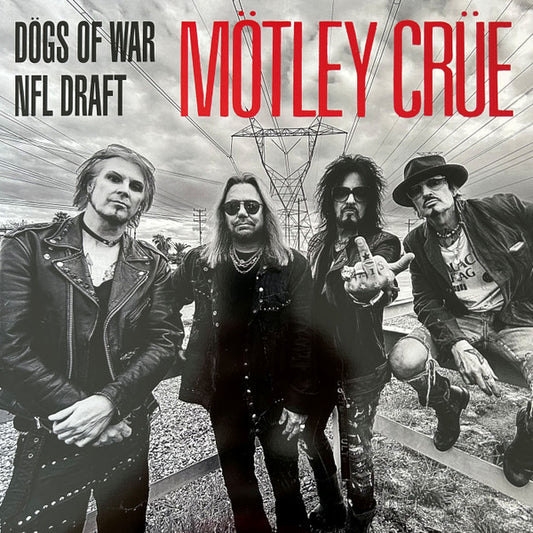 Mötley Crüe – Dogs Of War (new)