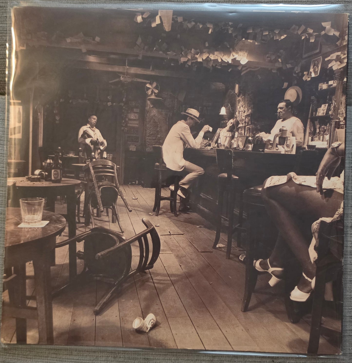Led Zeppelin – In Through The Out Door (used)(1979 Japanese Pressing)
