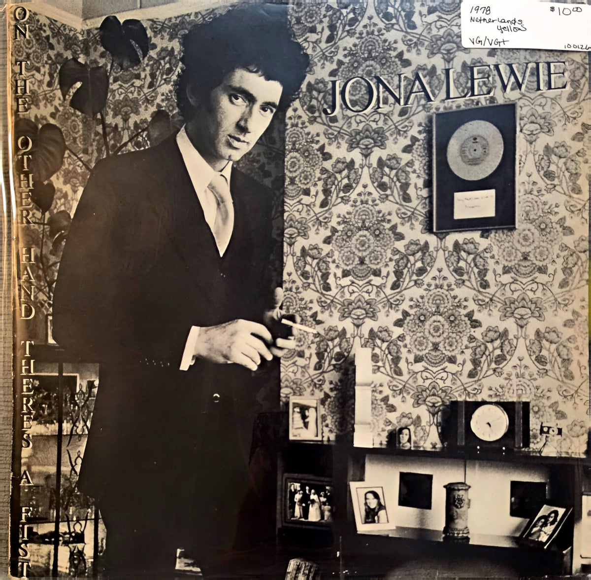 Jona Lewie – On The Other Hand There's A Fist (used)(1978 Pressing)